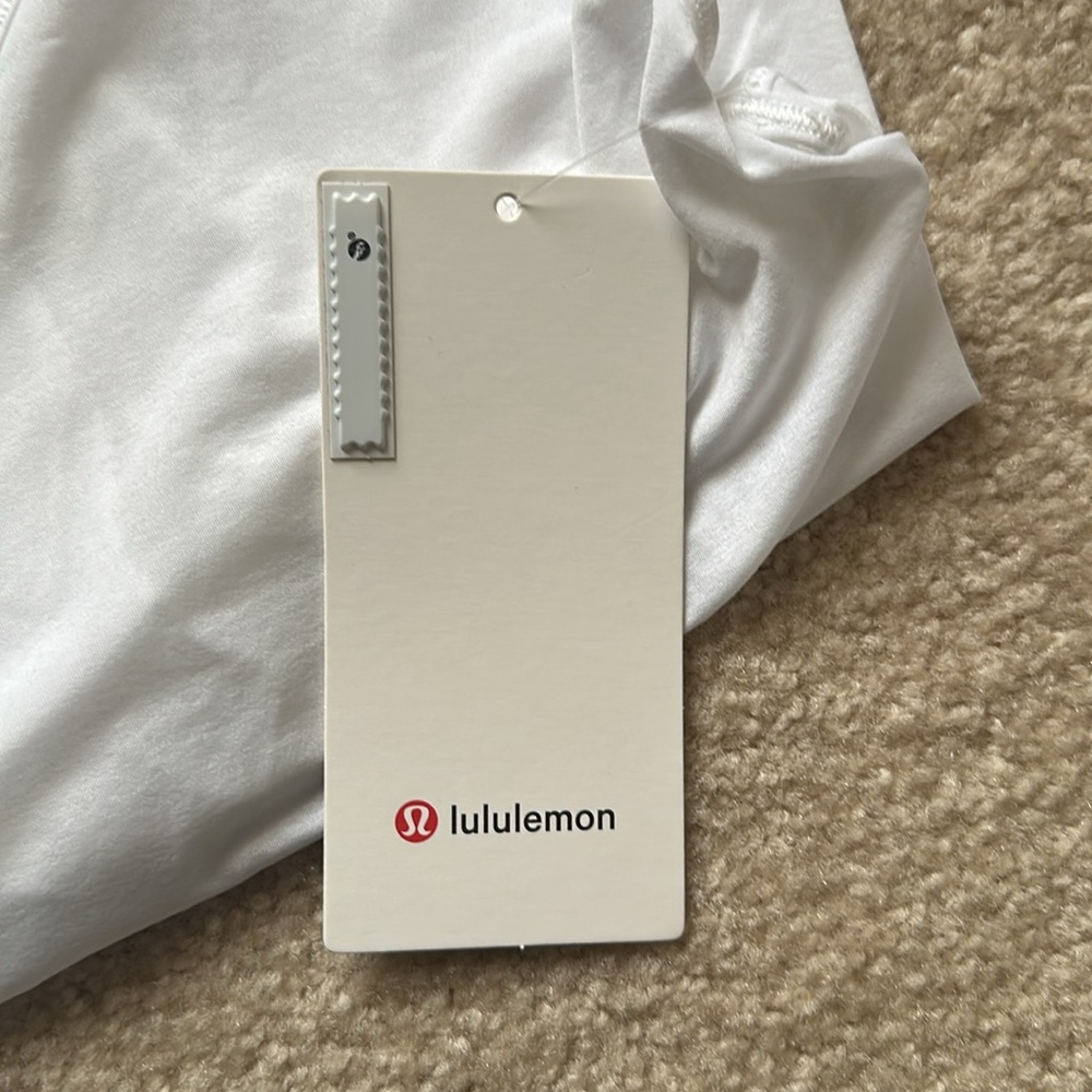Lululemon Essential Tank Pleated Size 12 - Picture 8 of 9